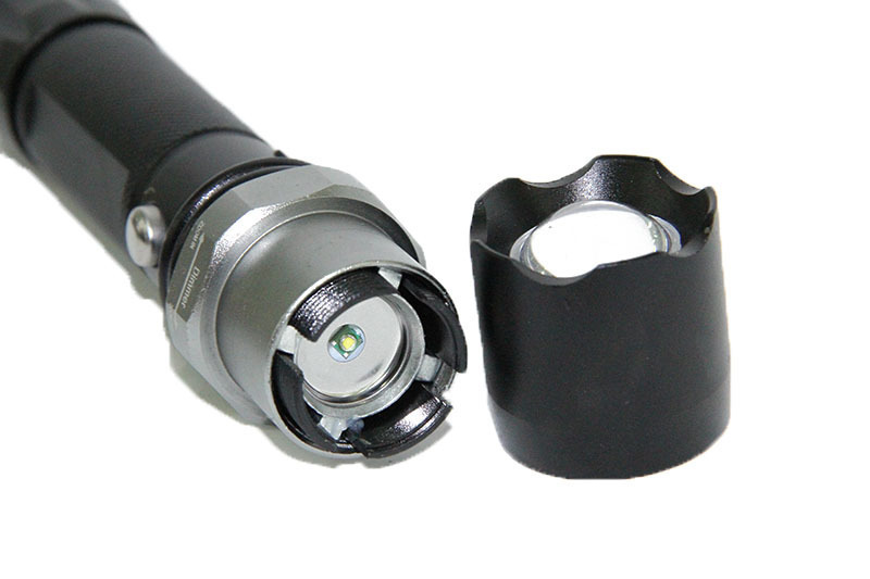 Strong light flashlight aluminum alloy three-gear zoom led charging flashlight household lighting outdoor long-range security flashlight