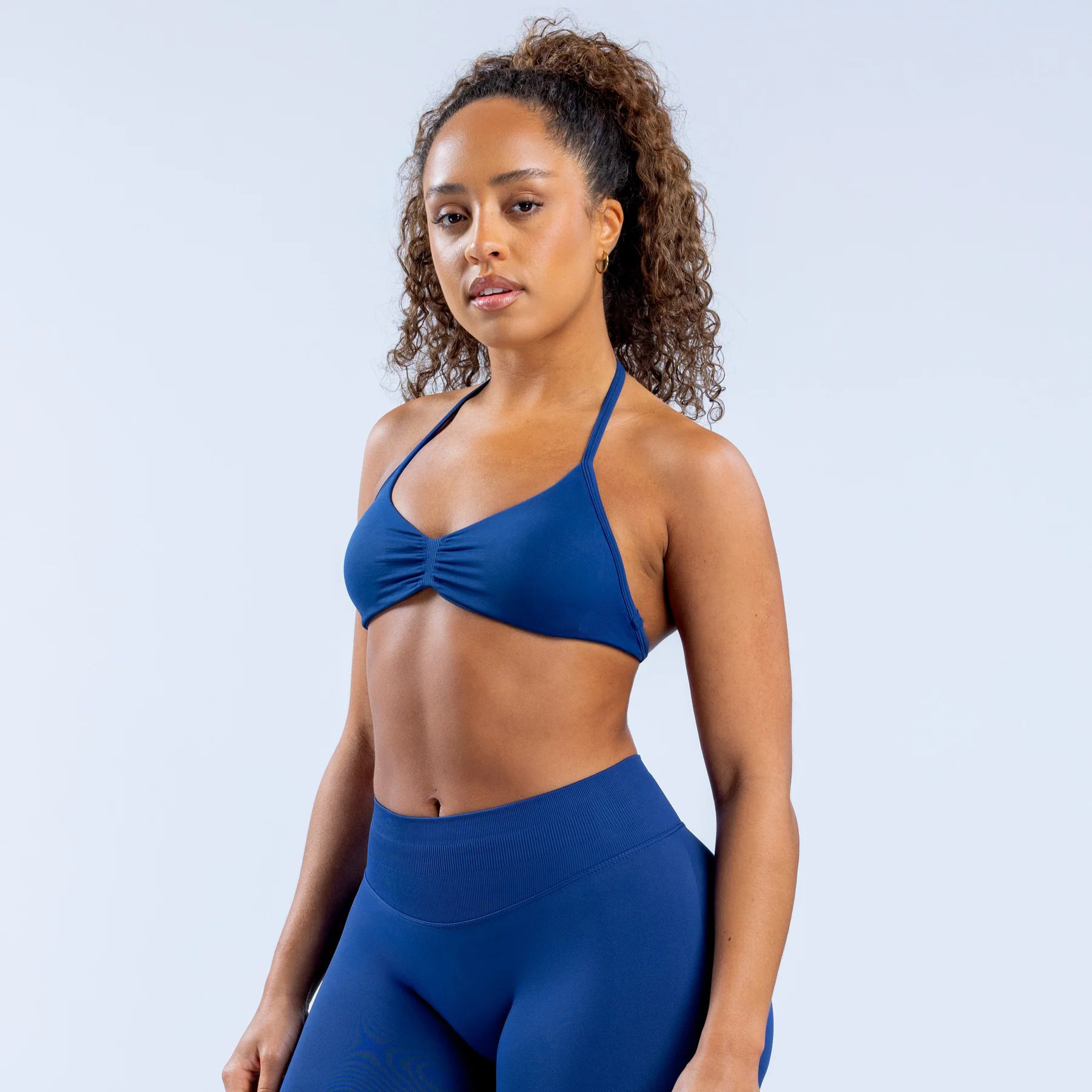 Bra deportivo de cuello colgante transfronterizo Europa y América nuevo entrenamiento físico ropa interior rápida secado yoga pequeño sujetador
