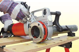 Z Handheld Threading Machine / Pipe Cutting and Threading Machine with Pipe Cutting Model: Sjn-Gmte-03C