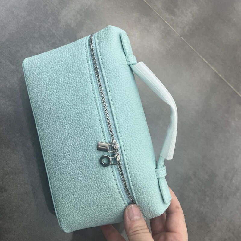 Cross-Border Lp19 Lunch Box Bag Gigi Same Style Genuine Leather Women's Bag Simple One-Shoulder Diagonal Box Bag Niche Elegant Women's Bag
