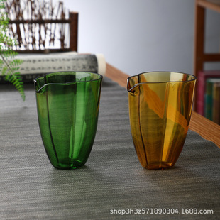 Collectible Handmade Fulu Gong Cup, Colored Glass Fair Cup, Thickened Heat-Resistant Gourd-Shaped Tea Divider, Even Cup Tea Pot