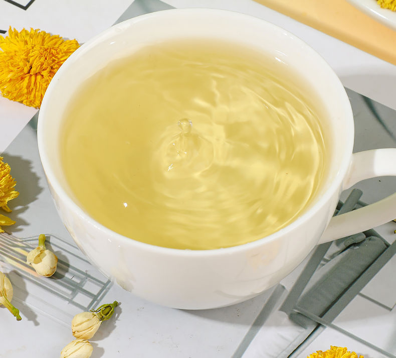 Three Flower Tea San Hua Cha Herbal Tea Bags 30 Pack Honeysuckle Chrysanthemum Jasmine in use