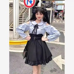 小柄で甘くてかわいい子供の襟の肩の長袖のシャツの上着は腰の半身のスカートの子供の2セットの秋を収めます。