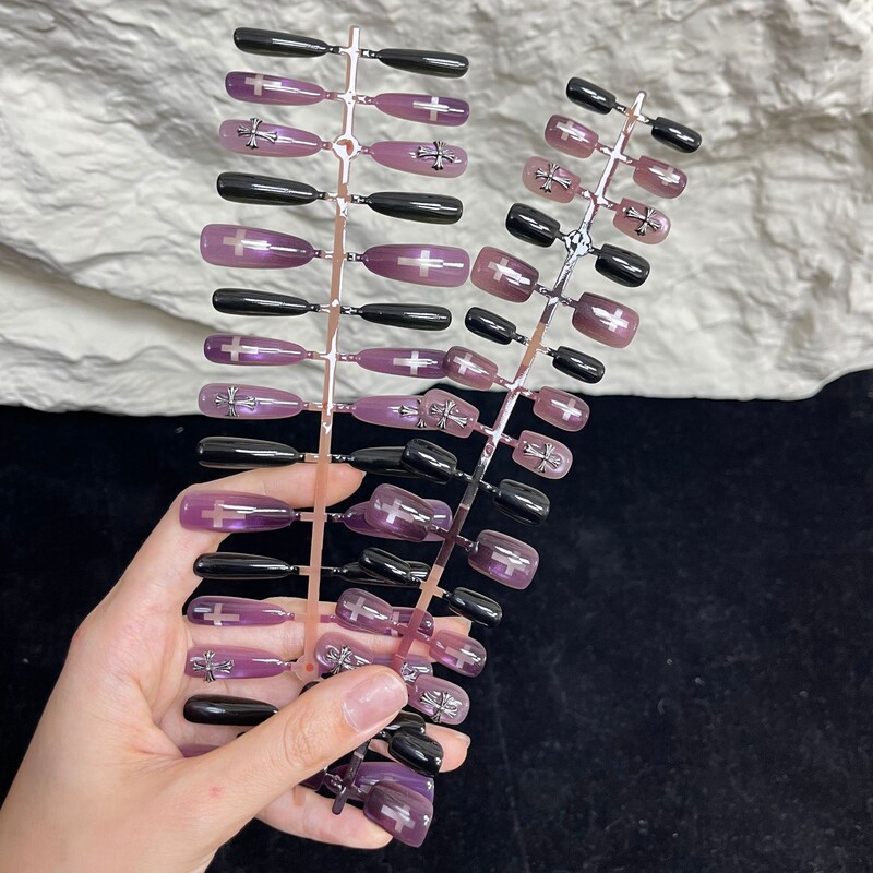 【30 Pieces】Dark Gothic Chrome Heart Pattern Nail Strips Gentle and Elegant Nail Art Stickers Golden Autumn Osmanthus Wearable Nail Art 【30 Pieces】Dark Gothic Chrome Heart Pattern Nail Strips Gentle and Elegant Nail Art Stickers Golden Autumn Osmanthus Wearable Nail Art