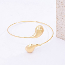 ��ɫ�������ˮ�������C���s�OӋ���_�ڿ��{�����C�ػ��w�����Ů