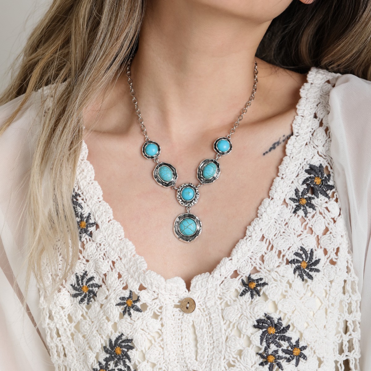 December Birthstone Turquoise Inlay Material Ethnic Style Geometric Turquoise Alloy Turquoise Wholesale Pendant Necklace