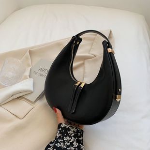This Year’S New Niche Crescent Bag-Like Single Shoulder Armpit Crescent Bag for Women