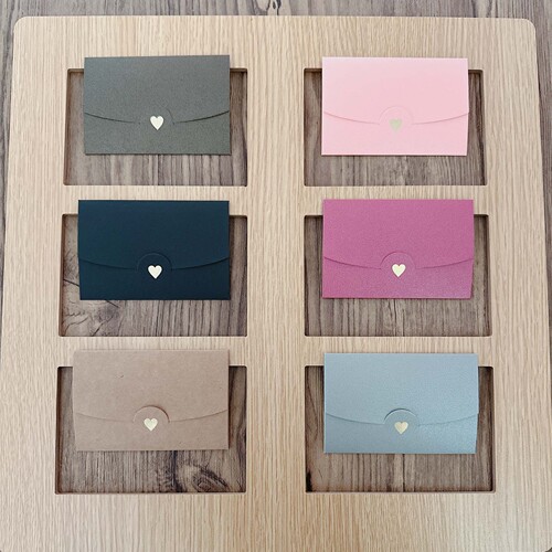 Seal the golden heart special paper Western-style colorful iridescent paper envelopes to place member cards, name cards, and other small cards.