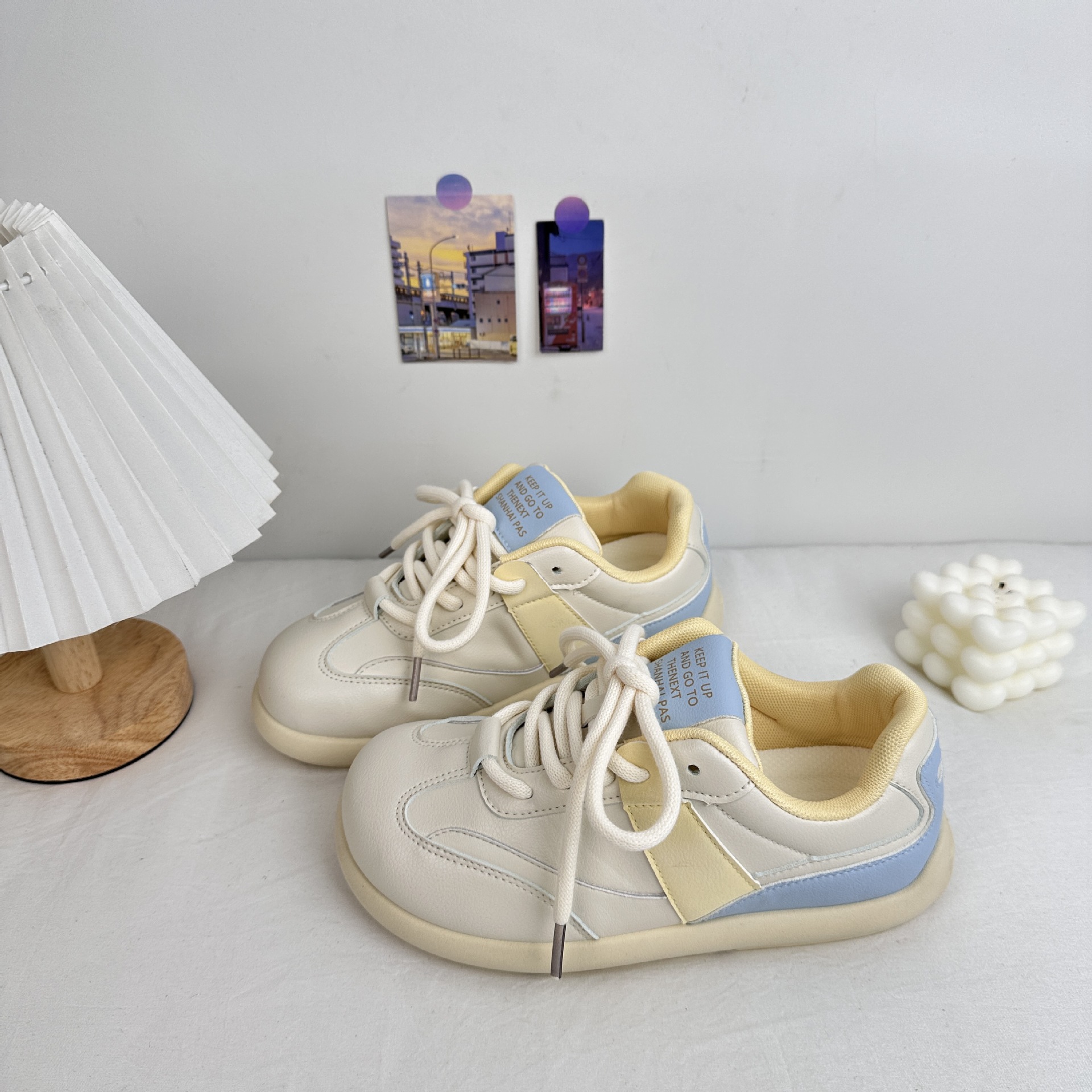 Far Wave 2025 Spring Student Forrest Gump Zapatos blancos casuales de todo fósforo para mujer Zapatos de lona deportivos coreanos