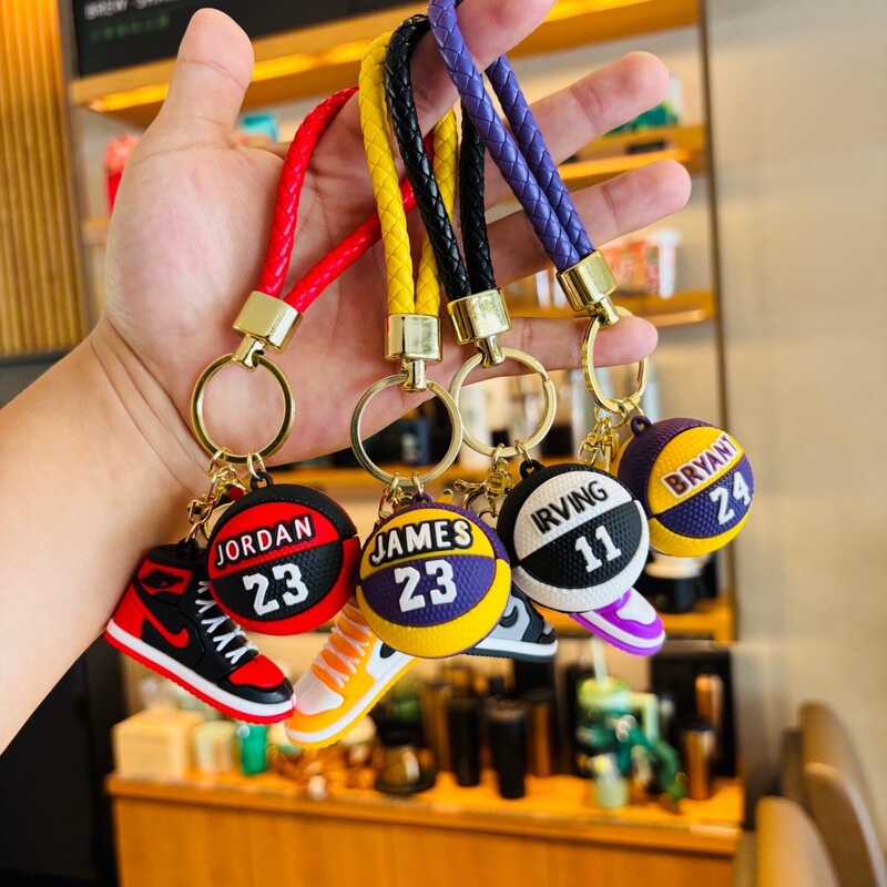 Creative large basketball shoe keychain pendant 3D three-dimensional sneaker basketball car keychain couple's bag accessory Creative large basketball shoe keychain pendant 3D three-dimensional sneaker basketball car keychain couple's bag accessory