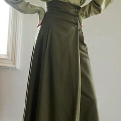 法式绿色不对称领复古套装女2025秋季新款高级感衬衫半身裙潮纯色