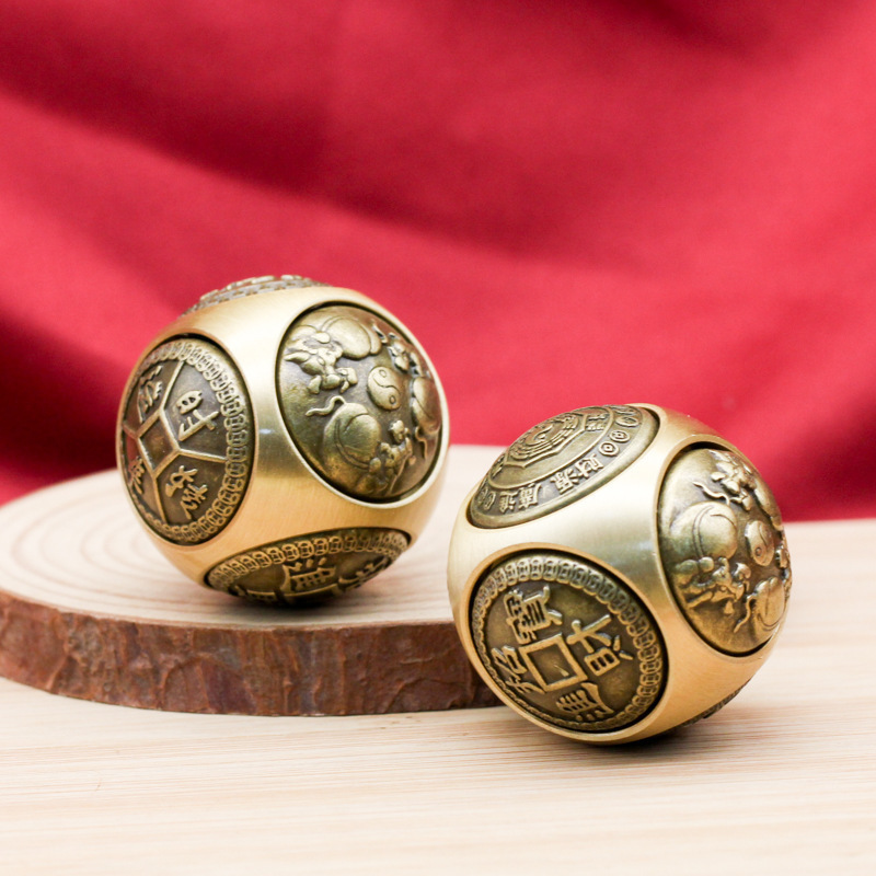 Brass Six-Sided Rotating Ball, Rotating to Bring Good Luck, Peace, Joy, Wealth and Treasure, Creative Decompression Hand Toy