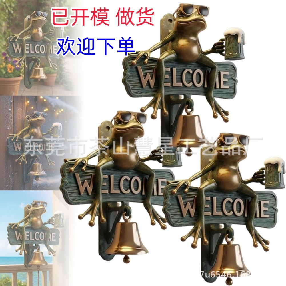 Cross-border new product Chill Frog Welcome Doorbell A frog resin decorated doorbell that wears sunglasses and drinks beer