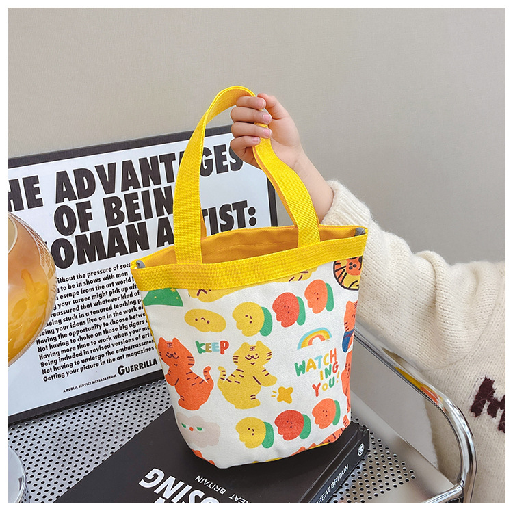 New gift packages: Instagram cute cartoon tiger, new bucket bag, hand-held canvas bag, and girlish round bucket bag undefined