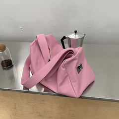 喬戈2023春夏新潮款單肩大包質感簡約大象紋寬肩帶健身包托特包女