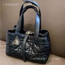 D家高品质Toujours真皮土著包手提女包单肩腋下菱格大容量托特bag
