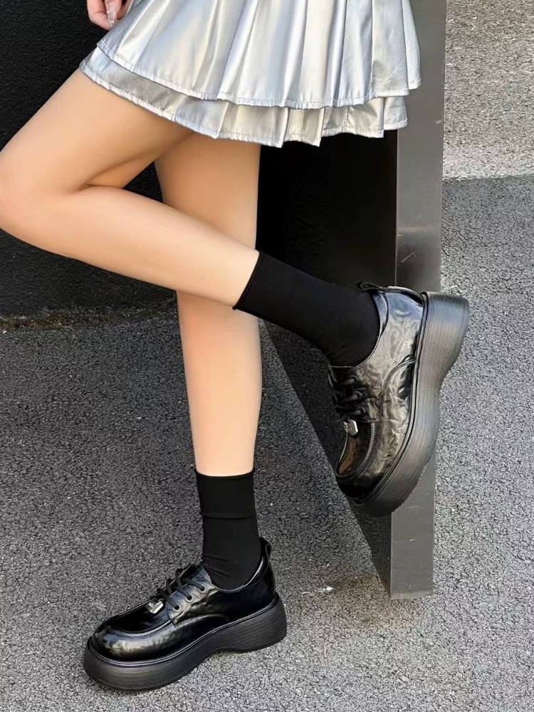 Giày loafer nữ đế dày bánh xốp phong cách retro Anh Quốc — Màu đen chi tiết 3