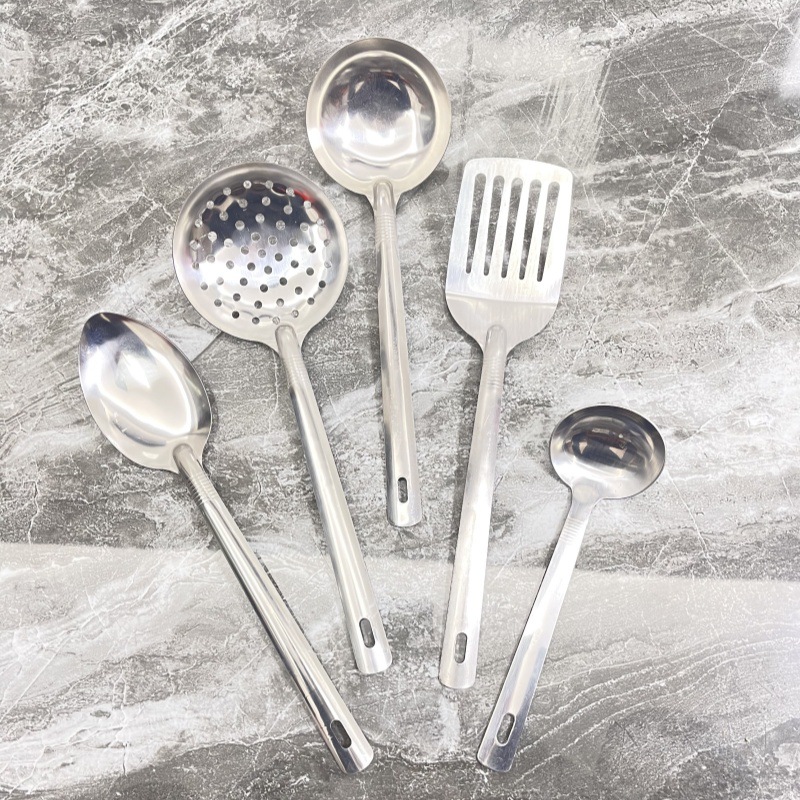 Set de utensilios de cocina de acero inoxidable magnético de cinco piezas para uso doméstico promoción al por mayor