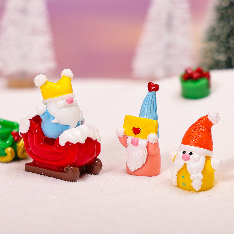 Cross-Border New Product Micro-Landscape Cute Christmas Gnome Figurines Snow Scene DIY Decorations Desktop Ornaments Cross-Border New Product Micro-Landscape Cute Christmas Gnome Figurines Snow Scene DIY Decorations Desktop Ornaments