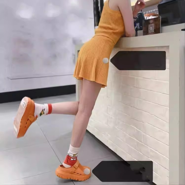 UG ~ Verano nuevo estilo para hombres y mujeres, moda, cómodo, ligero, color sólido, fondo grueso, Velcro, sandalias casuales 1166912