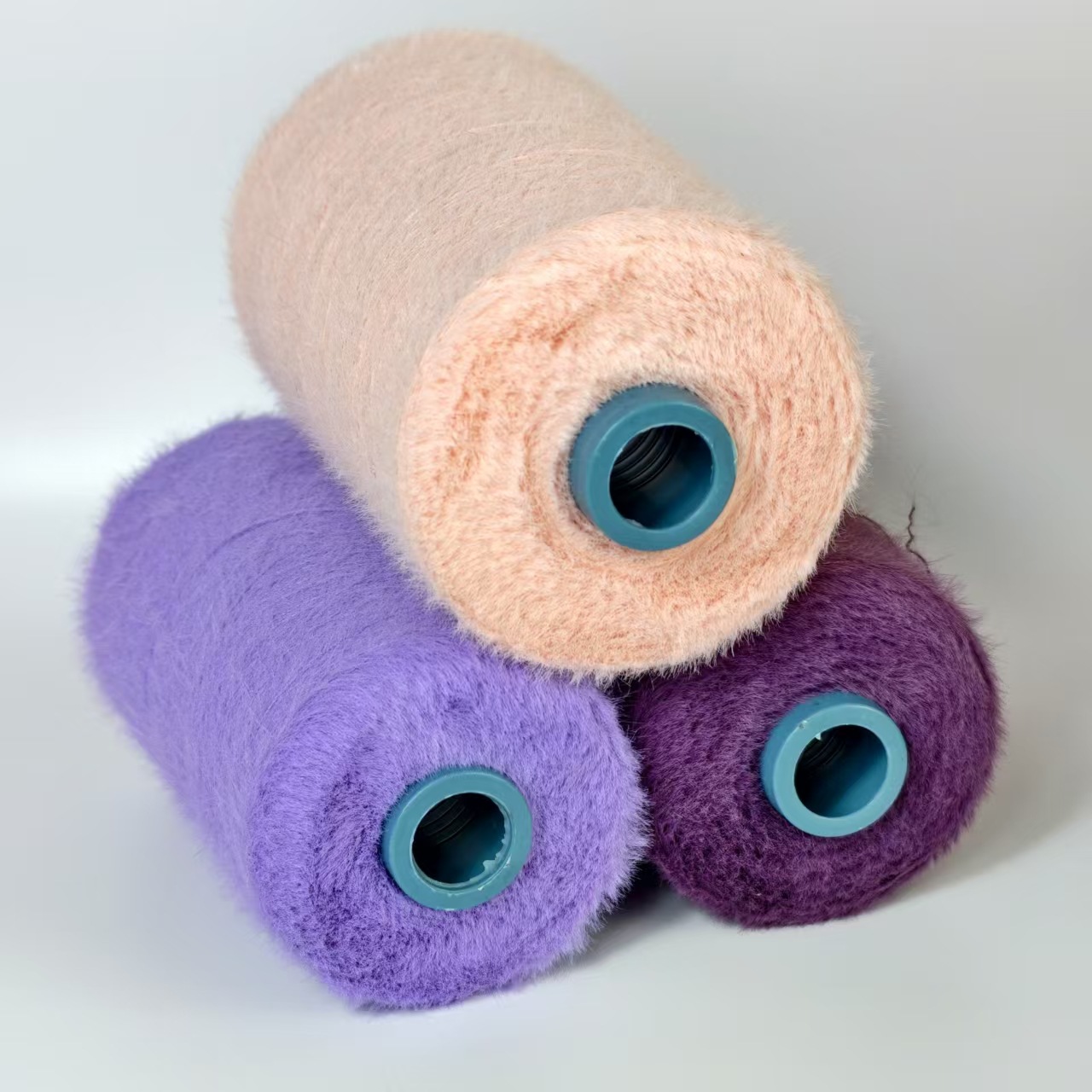 仿貂毛丝滑手感 1.3、2.0 、4.0cm羽毛纱GRS再生锦纶/涤纶毛衣线