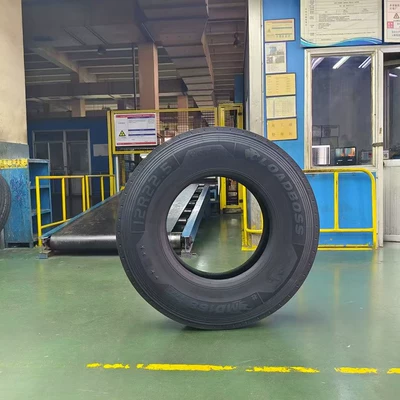 TBR all-steel truck truck Yük maşını şinləri
