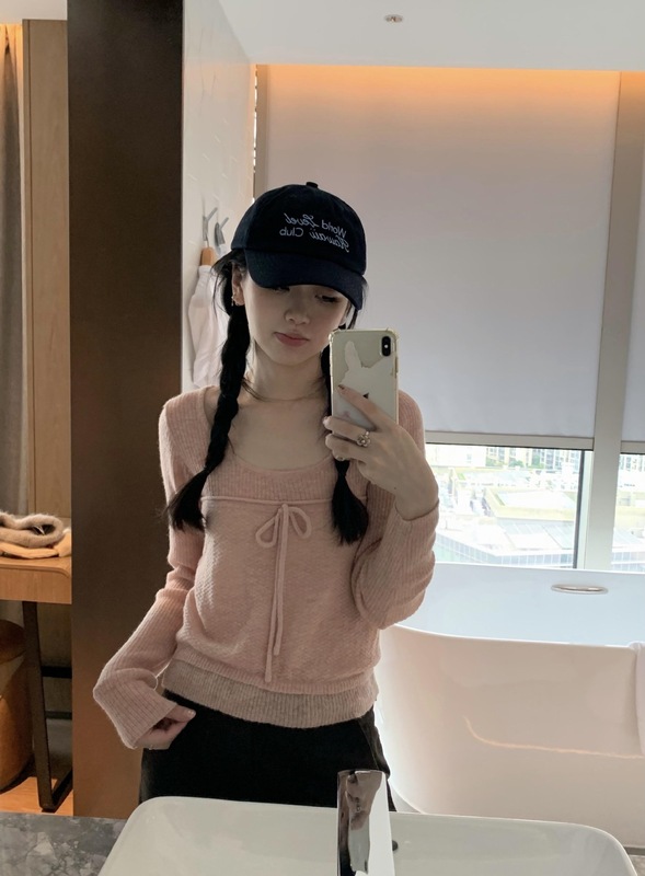 秋季粉色设计感巨好看的长袖上衣女韩系氛围感早秋穿搭针织衫毛衣|undefined