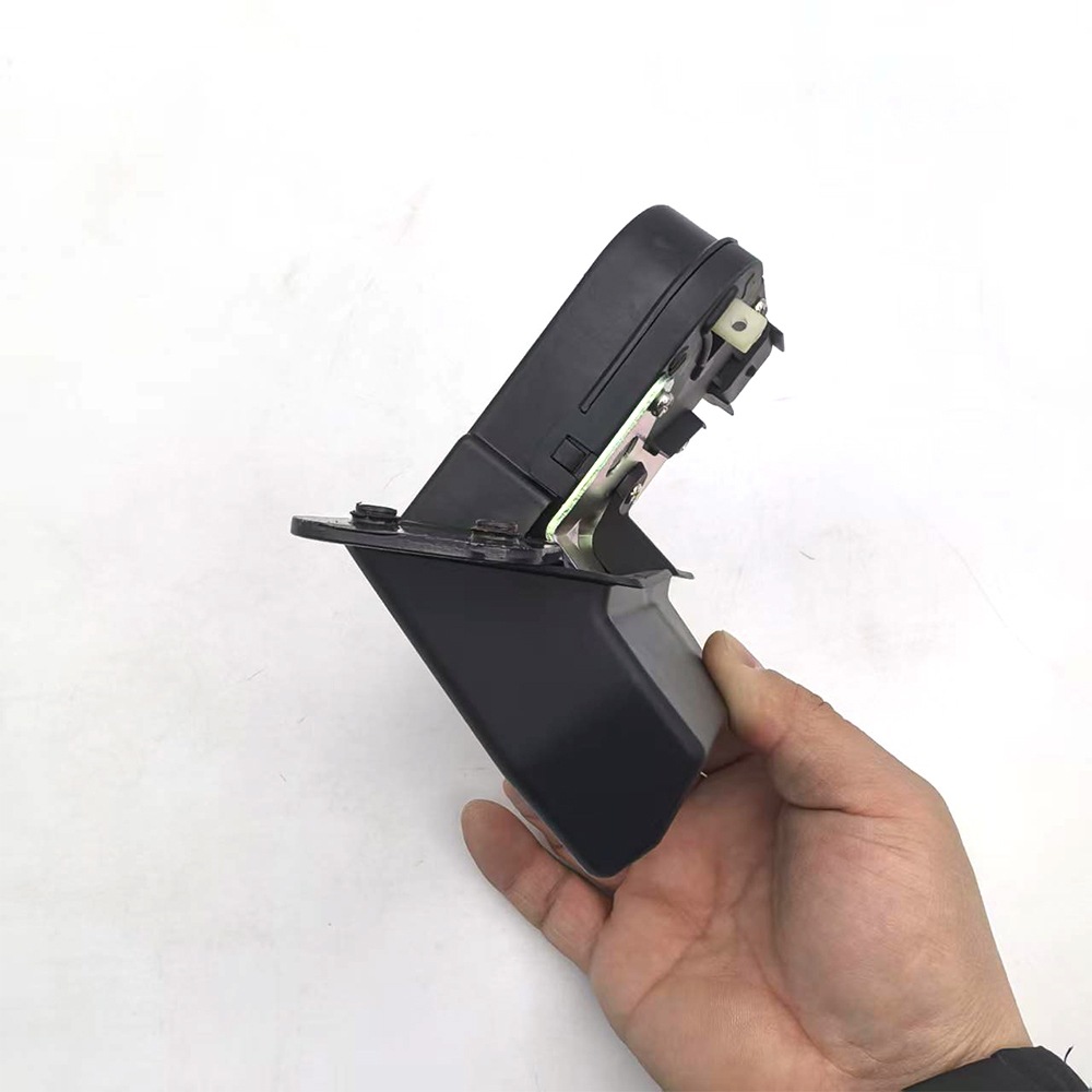 81230-3Z000 is suitable for Hyundai Santa Fe Kia Sedona tailgate lock holder 812303Z000