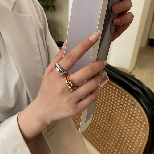 Creative versatile metal texture ring retro hip-hop fashion accessories delicate open-mouthed ring for women