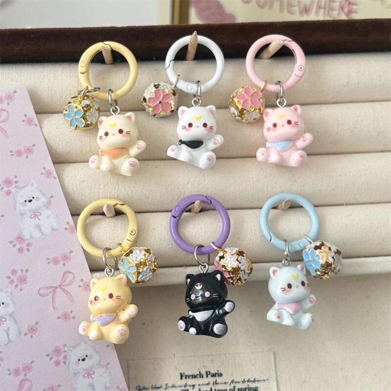 New Cartoon Kitten Mobile Phone Chain Cute Resin Keychain Girl Student Bag Pendant Couple Girlfriend Gift