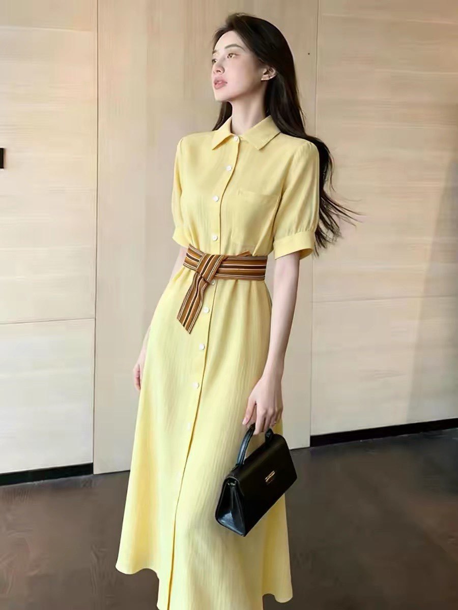 Đầm sơ mi nữ tay ngắn màu vàng dáng suông midi — màu vàng