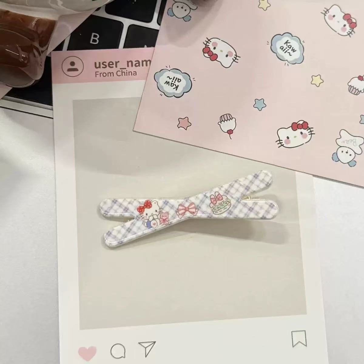 보라색 십자가 클립