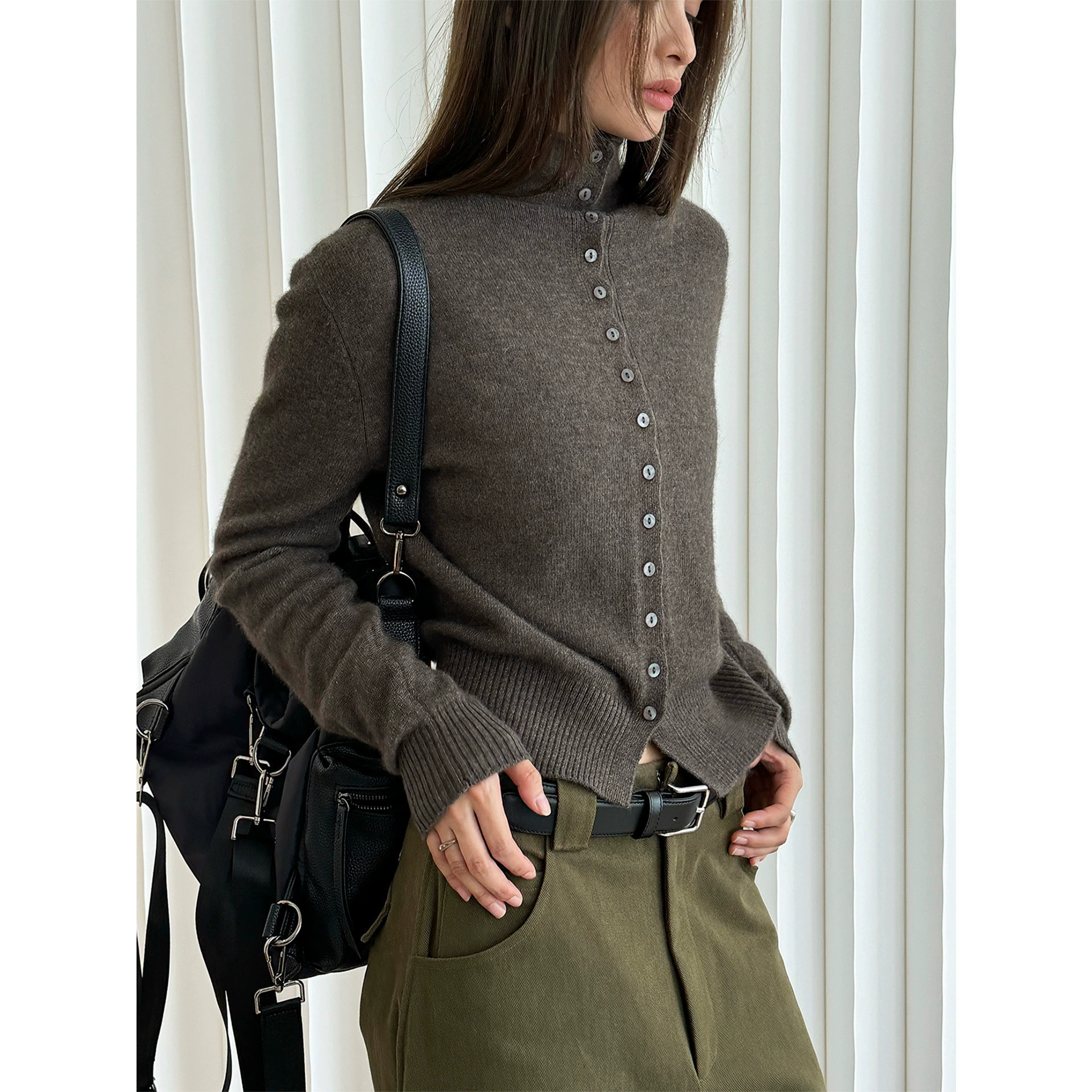 Зимний новый корейский стиль, ленивая полугольфовая шерстяная вязаная кофта, мягкая и восковая, приятная к коже, утягивающая повседневная кофта для женщин