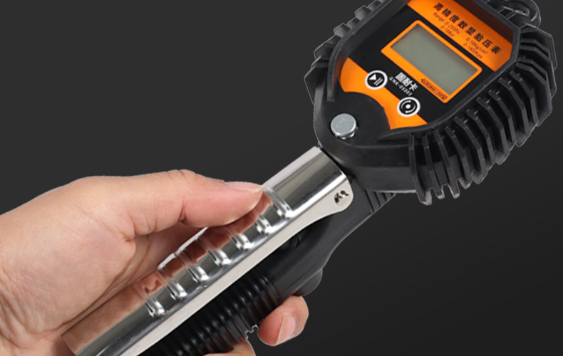 Precision Car Tire Inflation Tire Pressure Gun Solid Card Digital Display Pressure Inflator Digital Deflation Air Pressure Tire Pressure Gauge