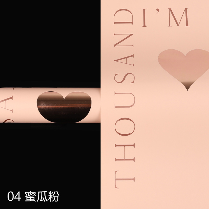 Li Zhiran Bronceado Noble Corazón verdadero Papel de embalaje de flores Impermeable Papel de embalaje de ramo de amor en inglés 15 hojas