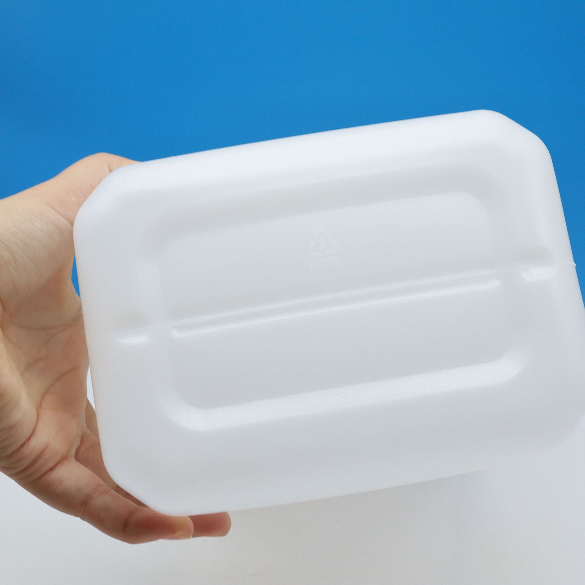 4081aec0-b0e3-4e66-8220-a25686