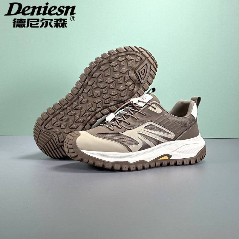 男鞋新款秋季户外时尚休闲运动阿甘鞋厚底轻便百搭潮流跑步老爹鞋