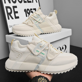 ��Ь�ļ��¿��\��Ь�r����ʿ����Ь�����ꂀ�Գ����ϵ�Ьһ�����l