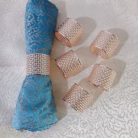 手镯;手环;项链