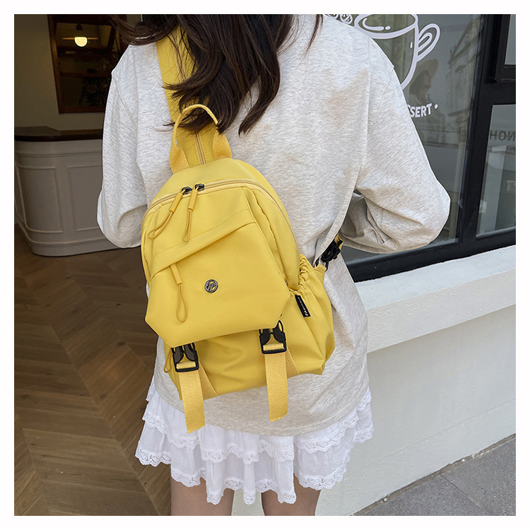 Large-capacity backpack 2025 new style casual Korean-style schoolbag, niche women's travel bag, class commuting bag undefined