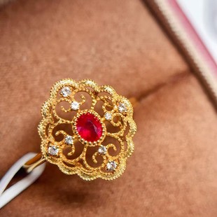 Fubei Diamond Jewelry 18K Gold Inlaid Ruby ​​Ring, Pigeon Blood Red Design, Elegant and Atmospheric Main Stone 0.2 Carat