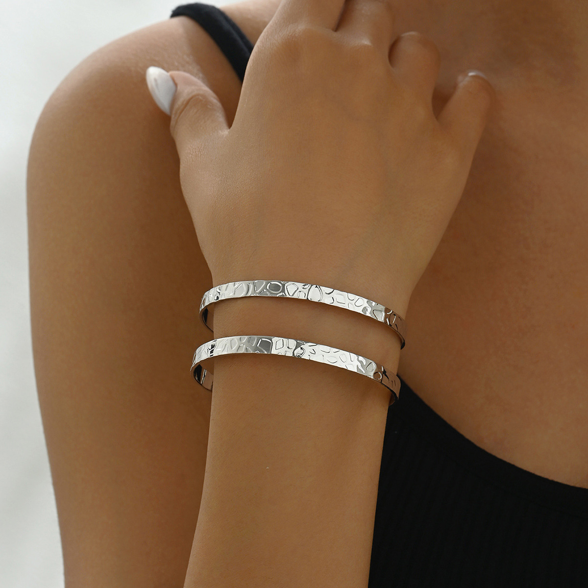 Bracciale rigido geometrico a doppio strato elegante regalo_voghion.com