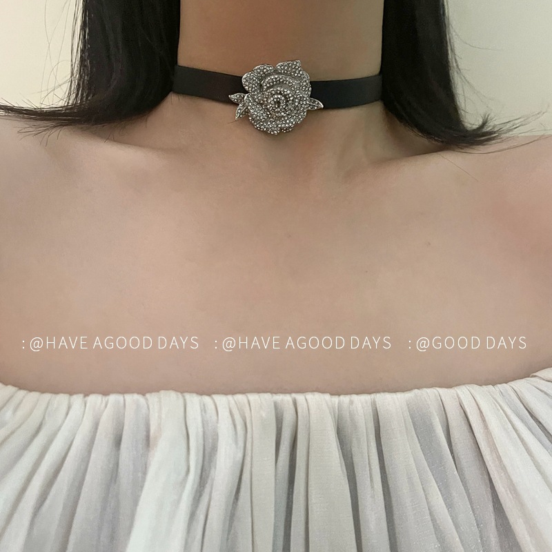 Retro romántico completo diamante Rosa collar dulce fresco caliente chica pulsera elegante alto sentido nicho diseño personalizado Accesorios