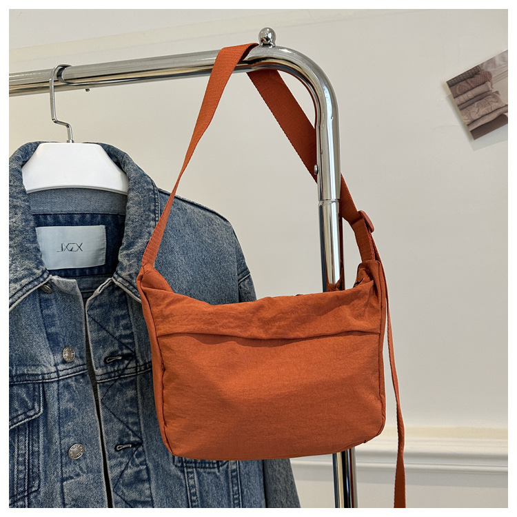 Internet celebridad personalizada moda simple especial todo partido bolsa de color sólido bolso de las mujeres diario casual moda crossbody bolso de hombro