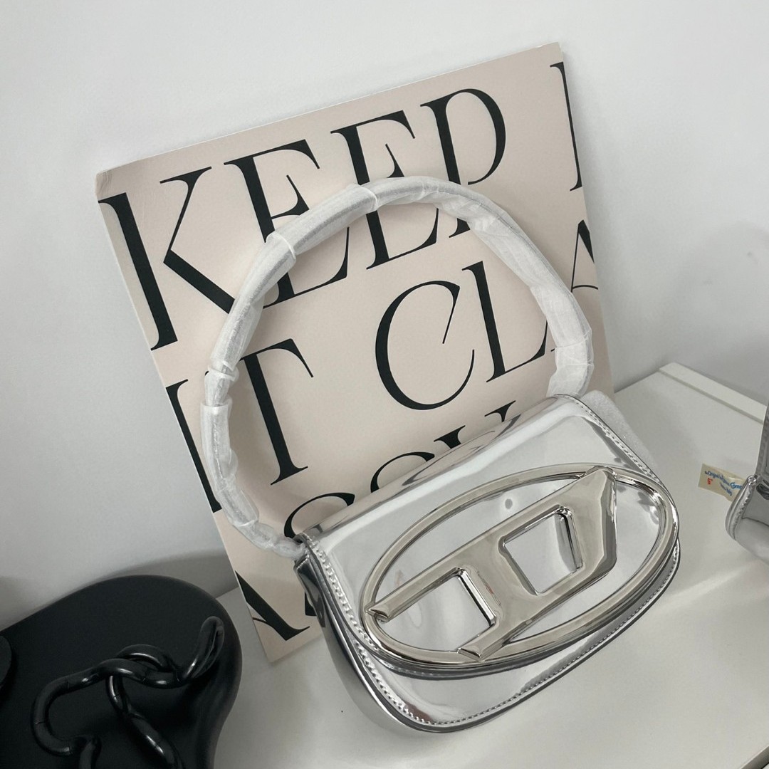 清仓帅气包包23新款大D五金牛皮叮当包潮流时尚手提女包斜挎包