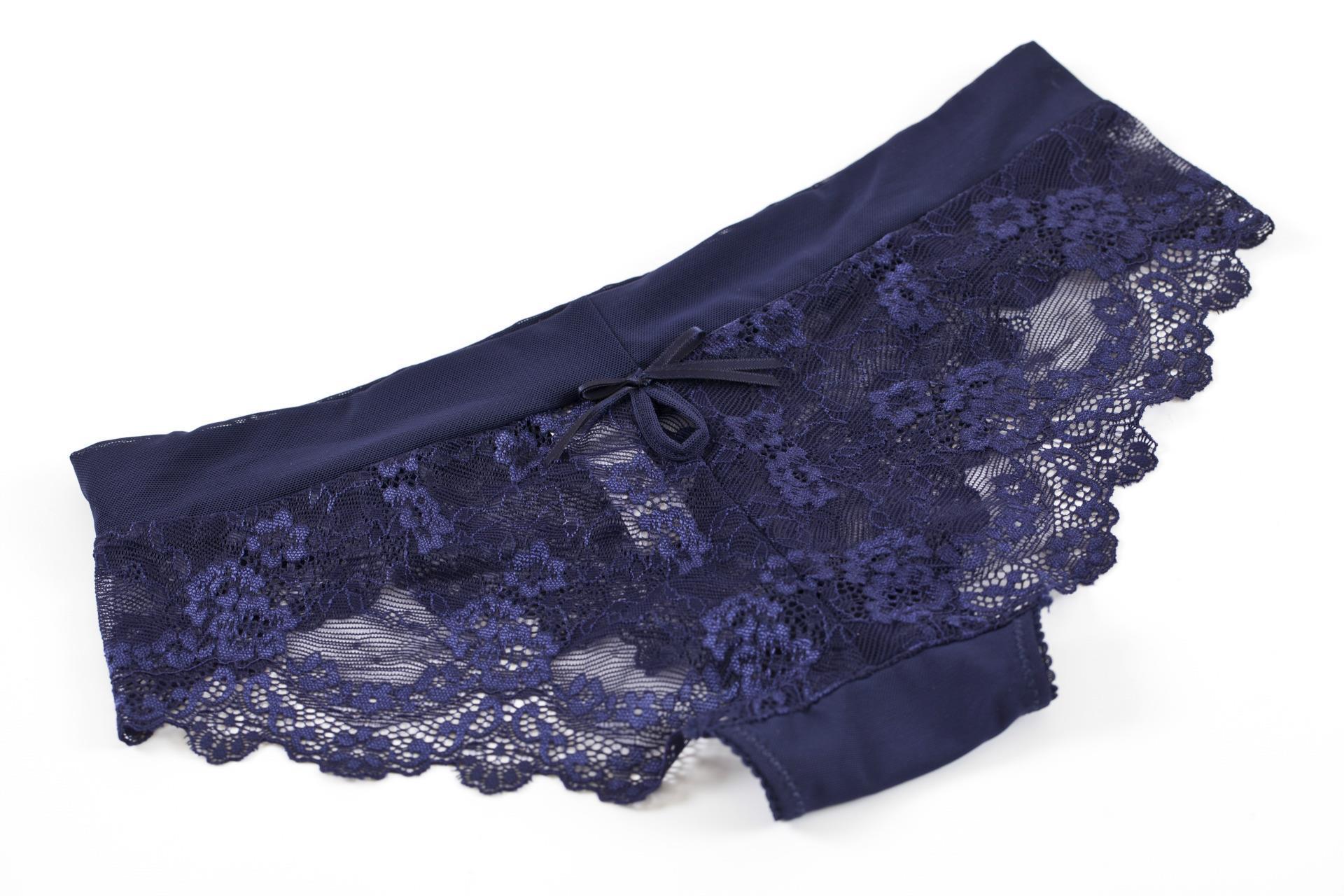 Conjunto de sutiã e calcinha em renda para mulher sexy_voghion.com