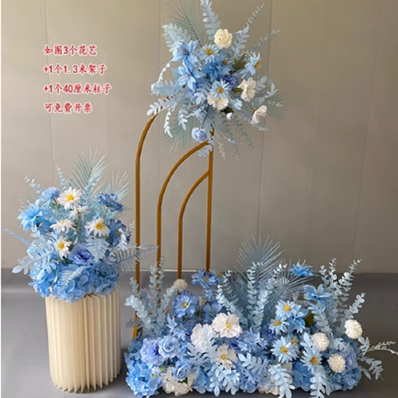 결혼식 결혼식 강당 붉은 꽃 줄로 꽃 냄비 꽃 공 줄 꽃 줄 줄 야외 농촌 결혼식 꽃 예술