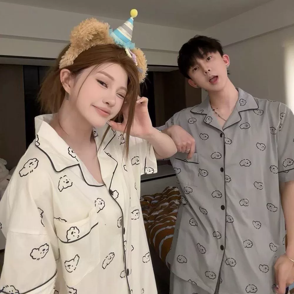 Летние короткие пижамы для мужчин и женщин с японскими мультяшными парочками больших размеров, которые можно носить как домашнюю одежду.