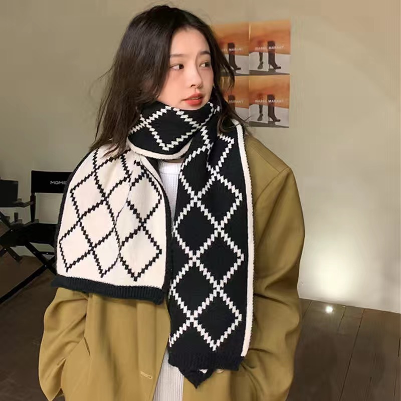 Frau Elegant Süss Argyle Stricken Schal display picture 3