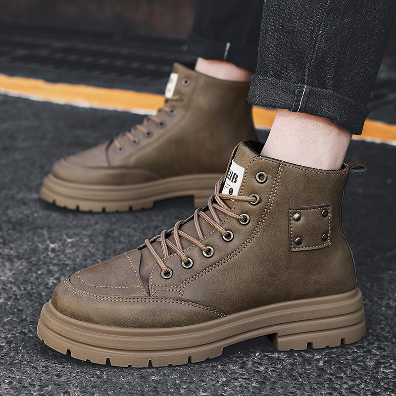 Martin boots otoño para hombre nuevo estilo alto retro estilo británico montañismo botas de herramientas botas cortas de moda para hombre suela gruesa todo fósforo